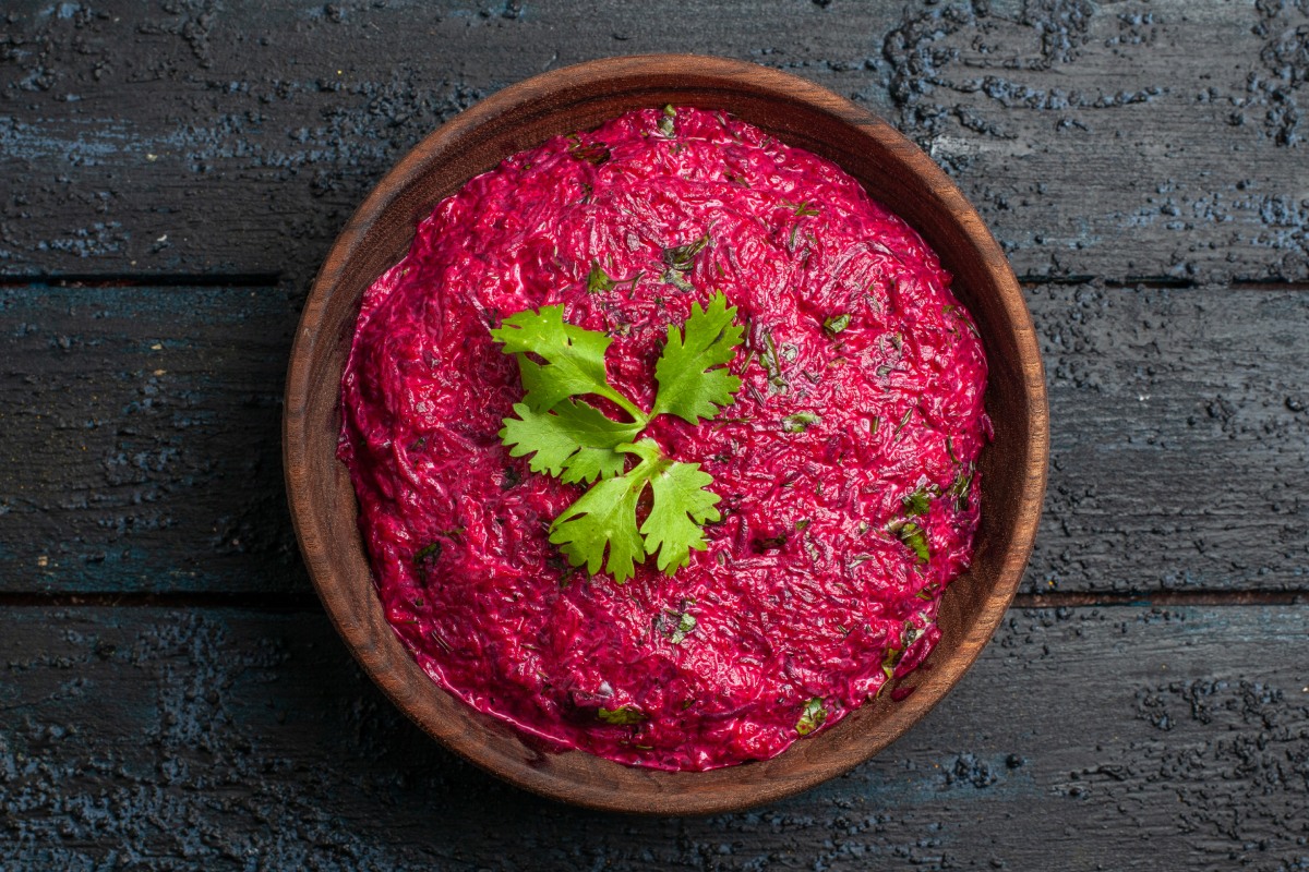 red beet hummus